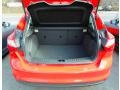Race Red - Focus SE 5-Door Photo No. 5