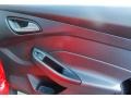 Race Red - Focus SE 5-Door Photo No. 19