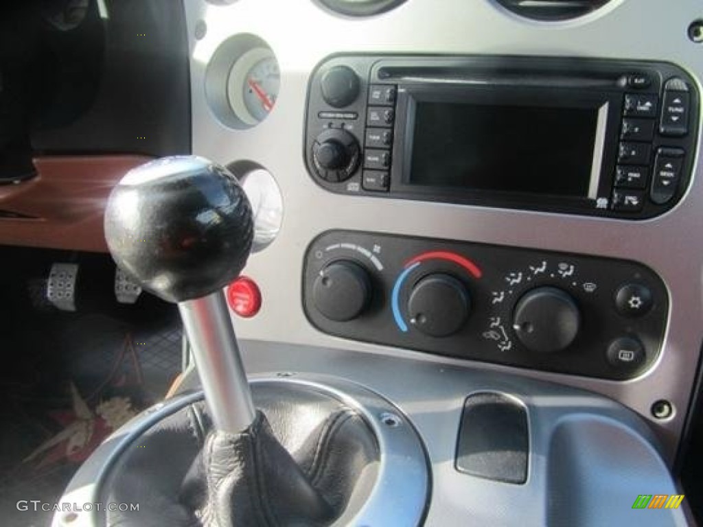 2008 Dodge Viper SRT-10 Controls Photos