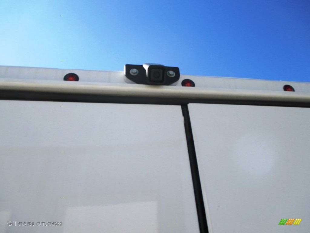 2014 Savana Cutaway 3500 Commercial Utility Truck - Summit White / Medium Pewter photo #48
