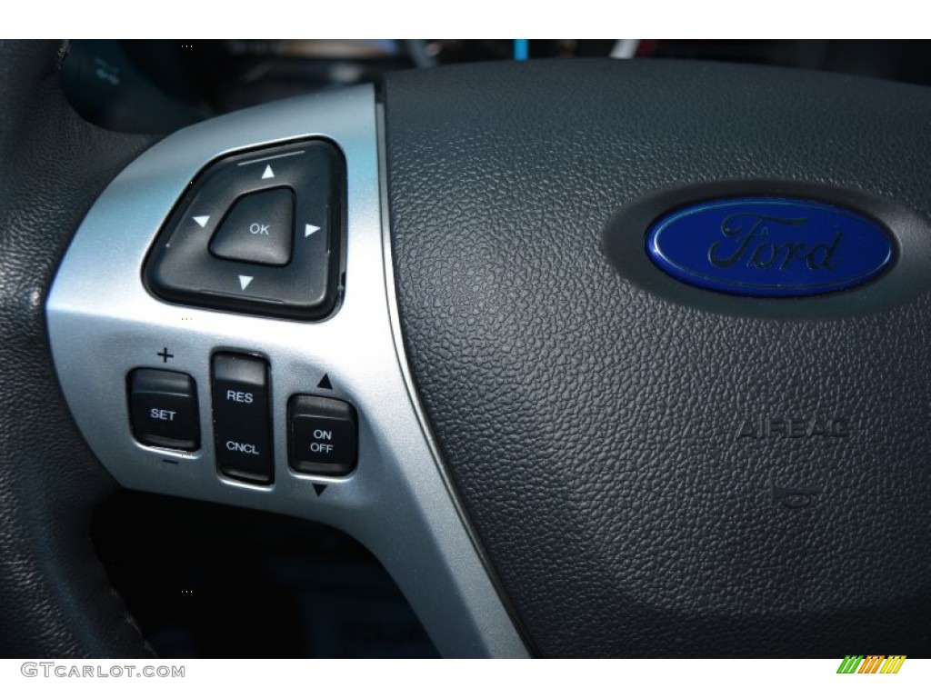 2011 Ford Explorer XLT Controls Photo #91415336