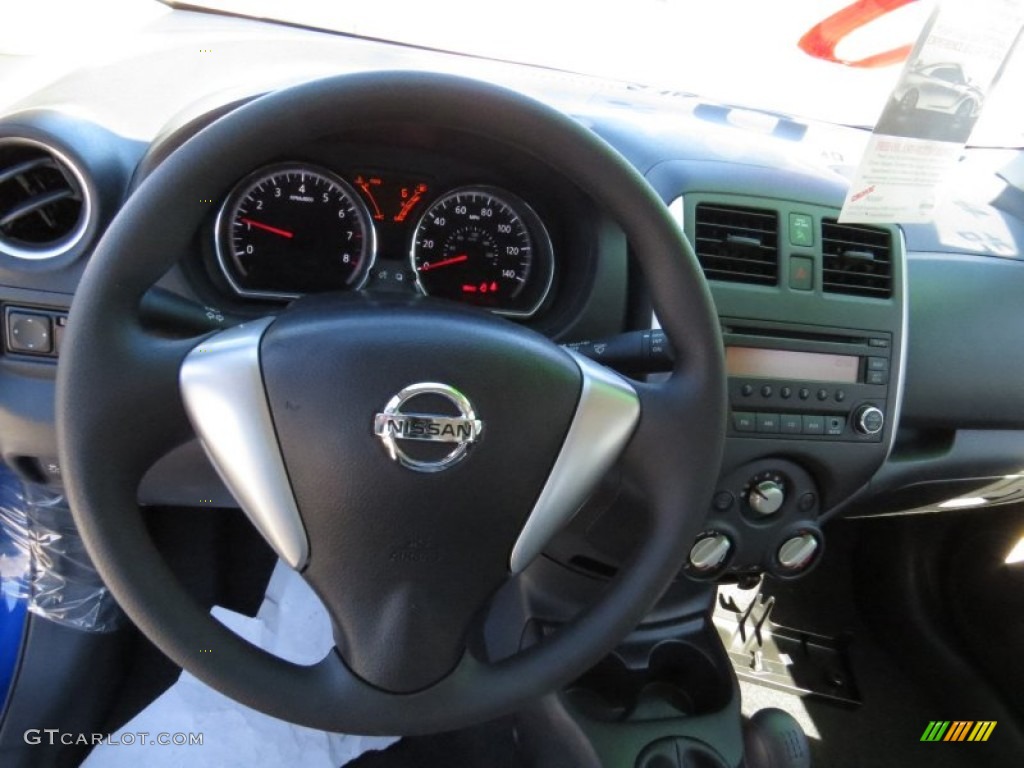 2014 Versa Note S Plus - Metallic Blue / Charcoal photo #10