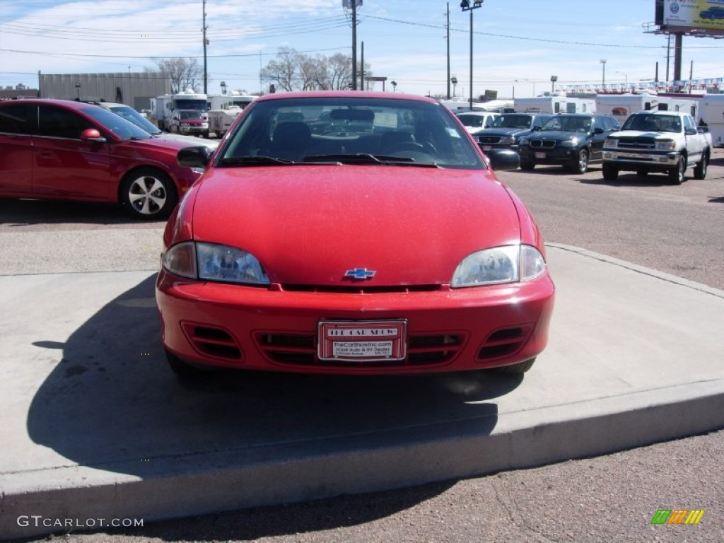 2001 Cavalier Coupe - Bright Red / Graphite photo #16