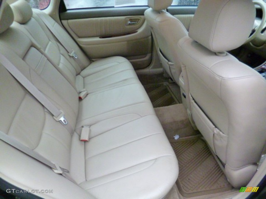2001 Toyota Avalon XLS Rear Seat Photo #91426568