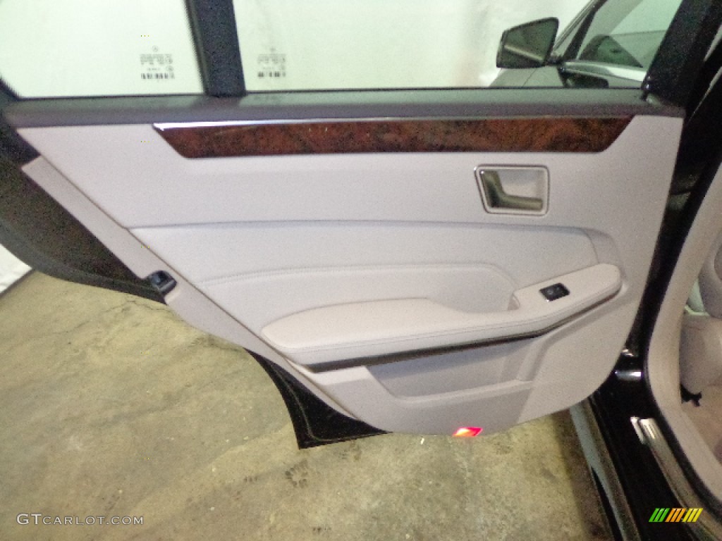 2014 E 350 4Matic Sport Sedan - Black / Silk Beige/Espresso Brown photo #29