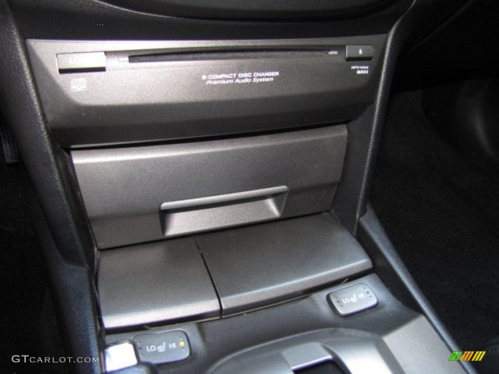 2009 Honda Accord EX-L V6 Coupe Audio System Photos