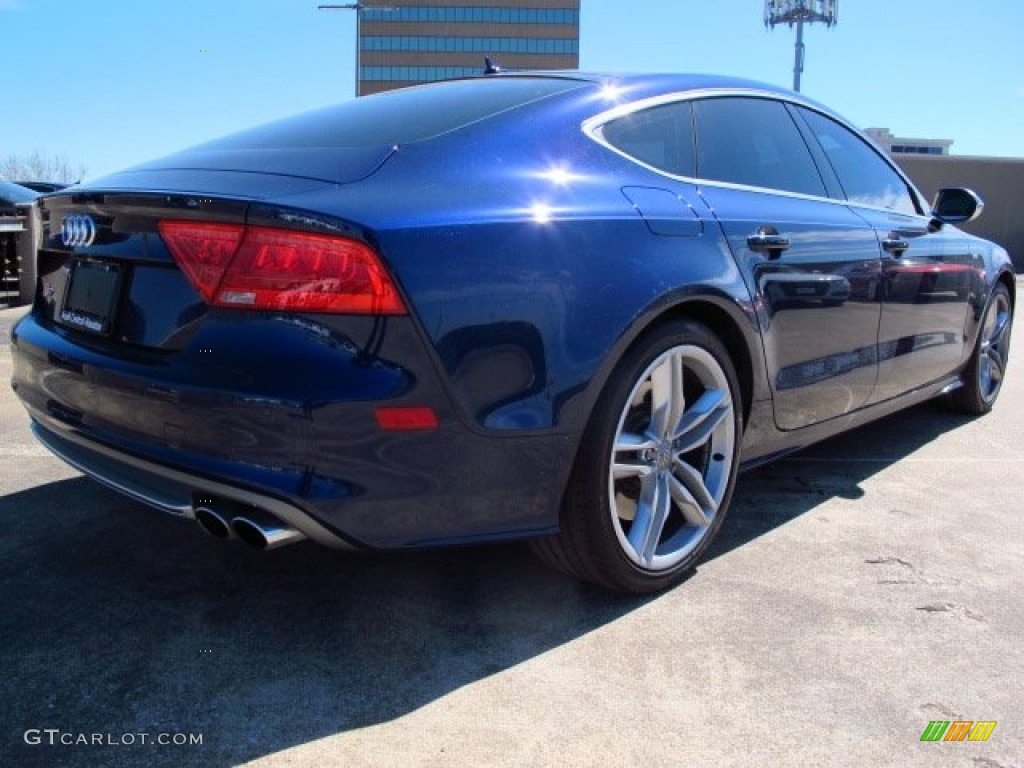2013 S7 4.0 TFSI quattro - Estoril Blue Crystal / Black Valcona leather with diamond stitching photo #2