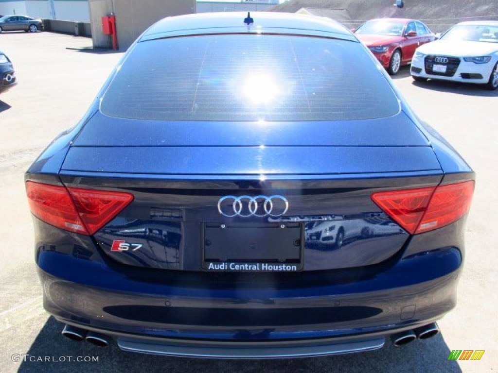 2013 S7 4.0 TFSI quattro - Estoril Blue Crystal / Black Valcona leather with diamond stitching photo #3