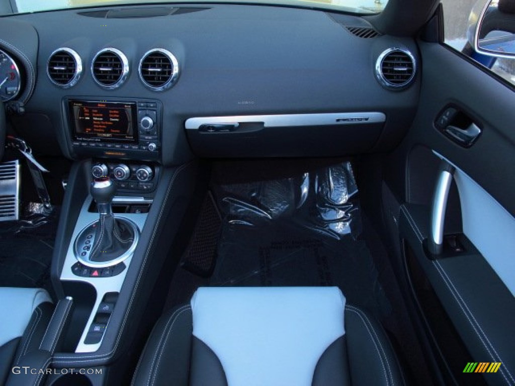 2013 TT S 2.0T quattro Roadster - Sepang Blue Pearl Effect / Black photo #20