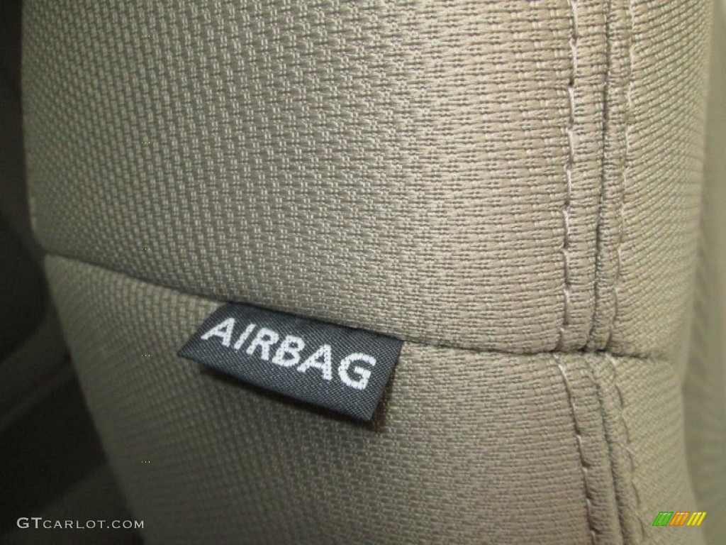 2008 Outlook XE AWD - Cocoa / Tan photo #25