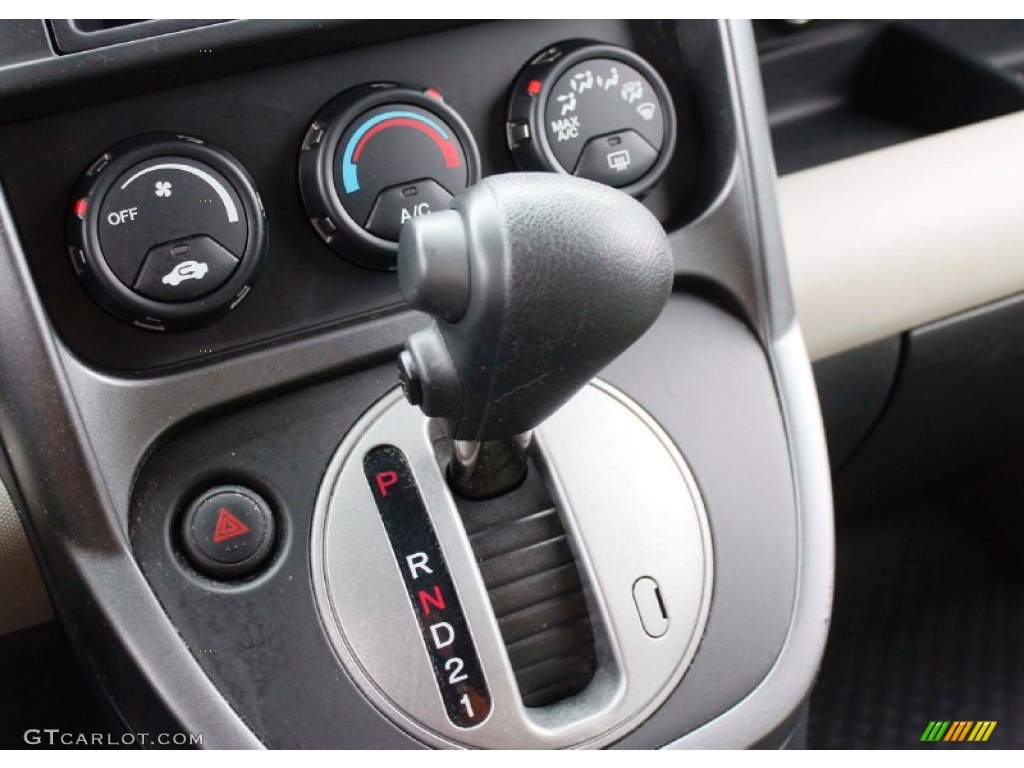 2011 Honda Element LX 4WD Transmission Photos