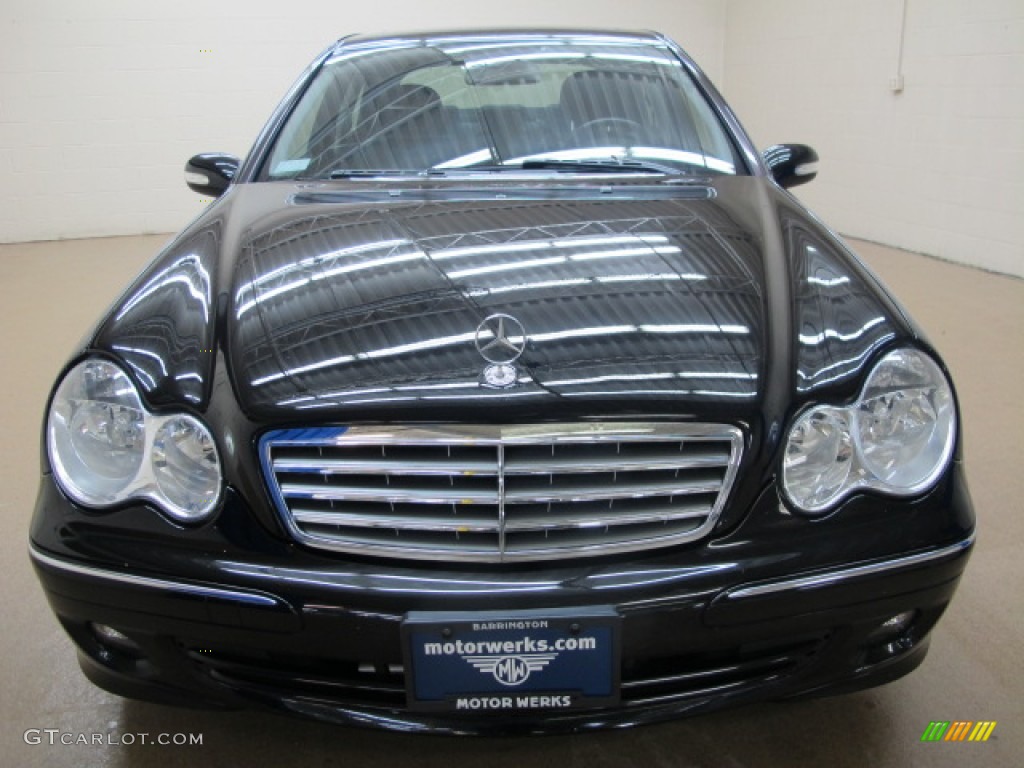 2007 C 350 4Matic Luxury - Black / Black photo #2