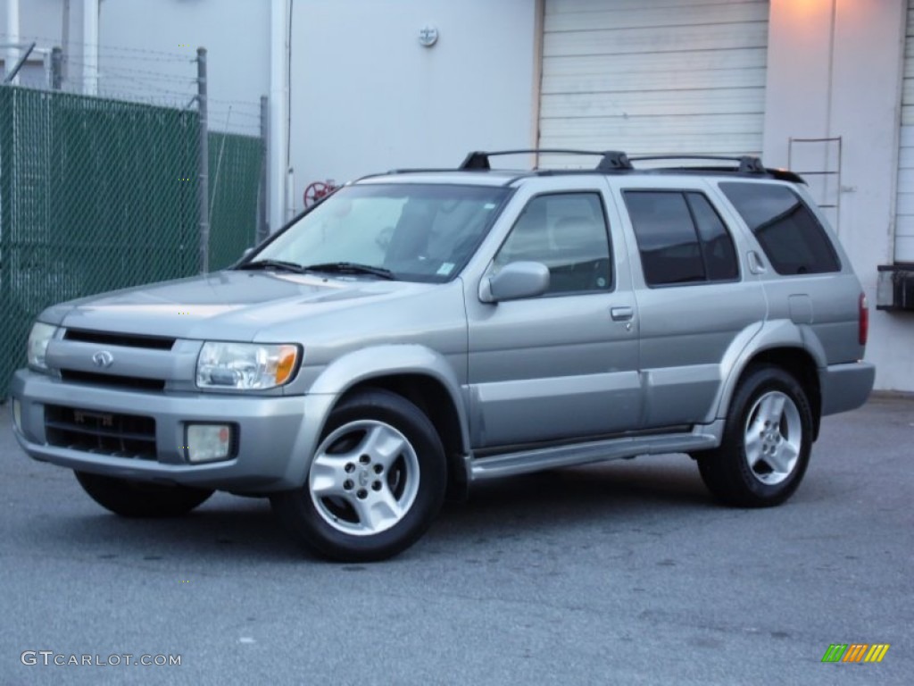 2001 QX4 4x4 - Titanium Metallic / Graphite photo #2