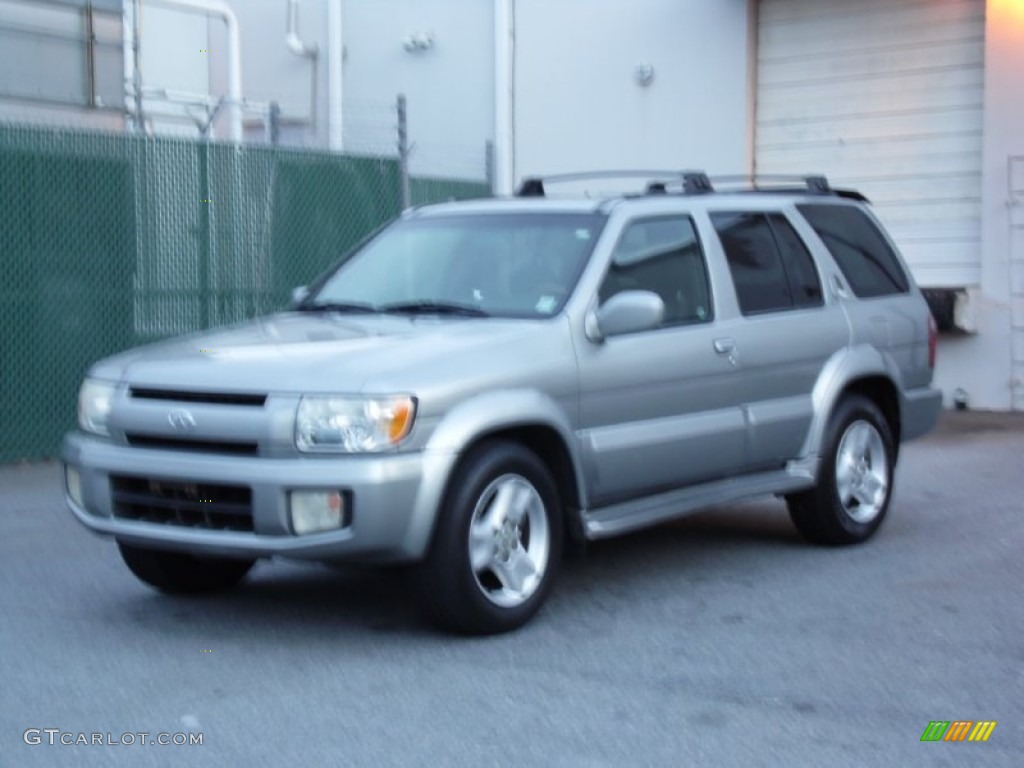2001 QX4 4x4 - Titanium Metallic / Graphite photo #4