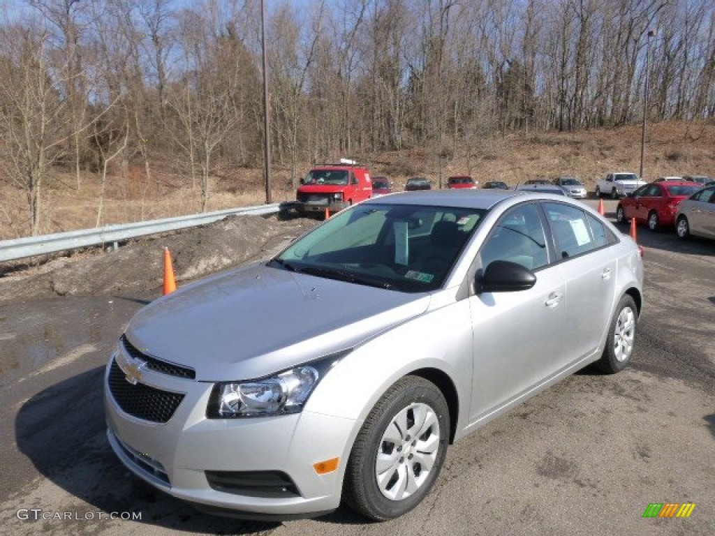 2014 Cruze LS - Silver Ice Metallic / Jet Black/Medium Titanium photo #1