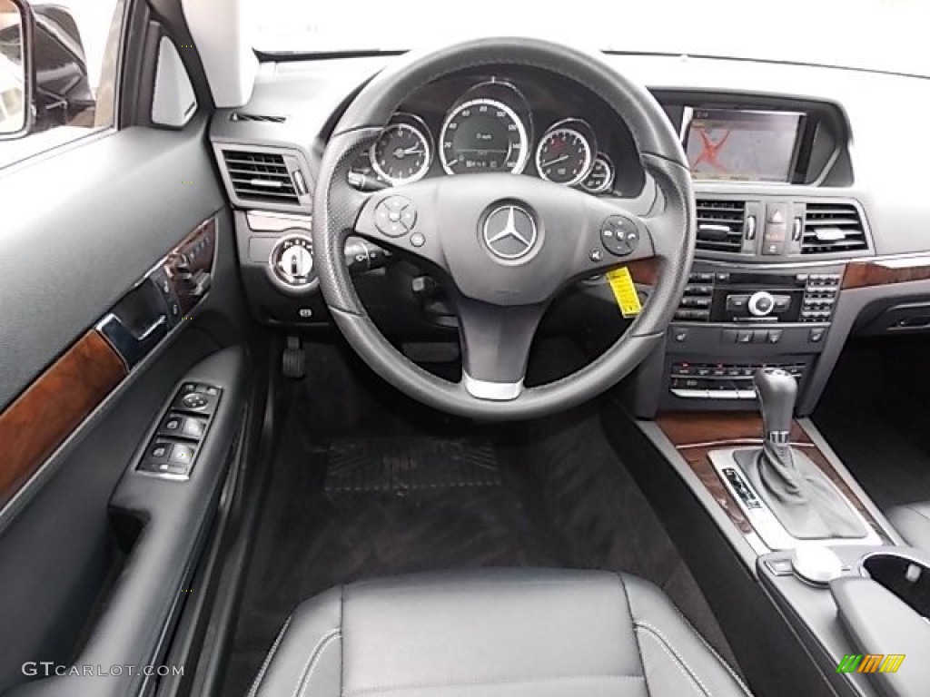 2010 Mercedes-Benz E 350 Coupe Steering Wheel Photos