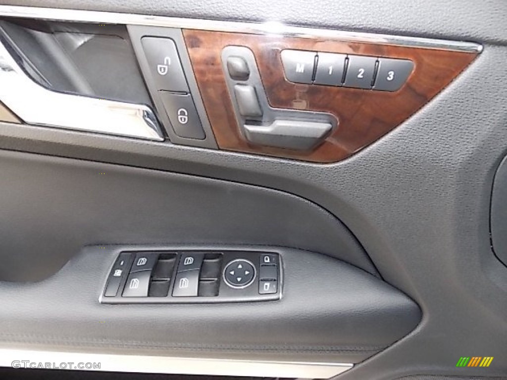 2010 Mercedes-Benz E 350 Coupe Controls Photo #91463299