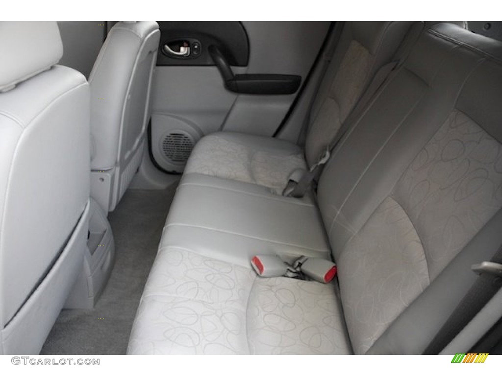 2004 VUE V6 - Polar White / Gray photo #4