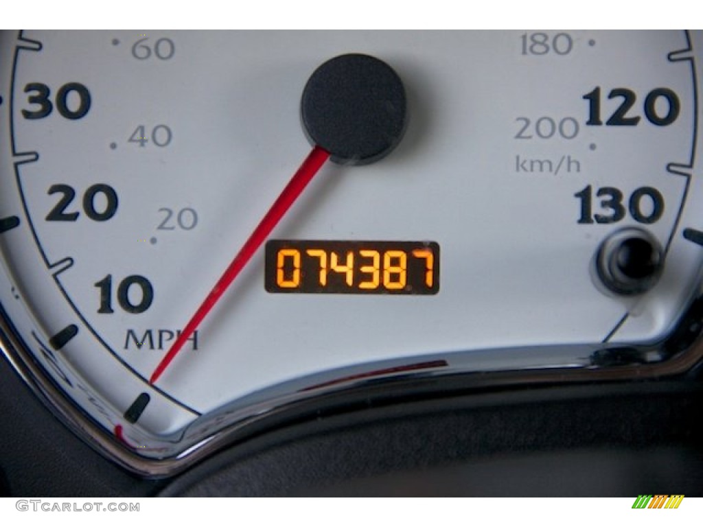 2004 VUE V6 - Polar White / Gray photo #7