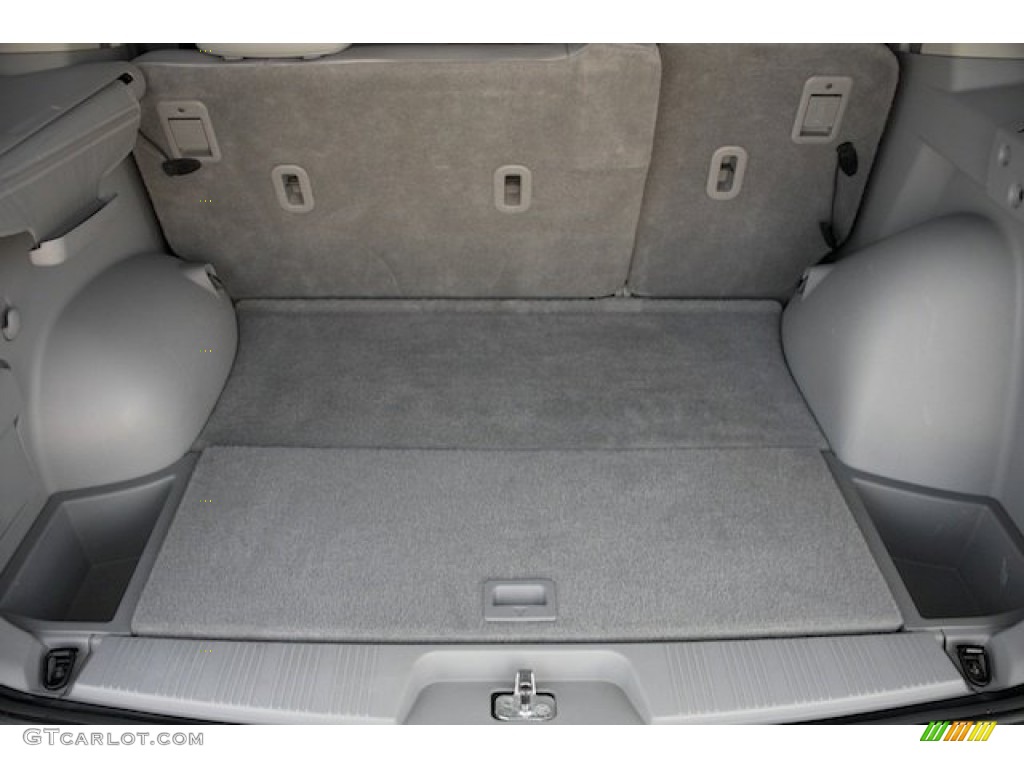 2004 VUE V6 - Polar White / Gray photo #16