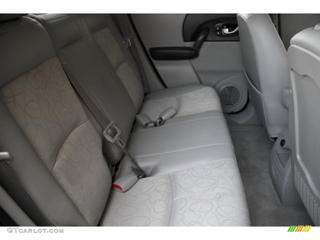 2004 VUE V6 - Polar White / Gray photo #17