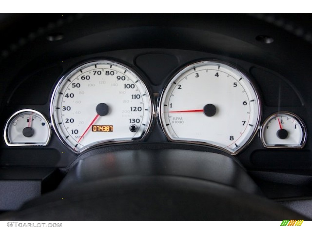 2004 VUE V6 - Polar White / Gray photo #23