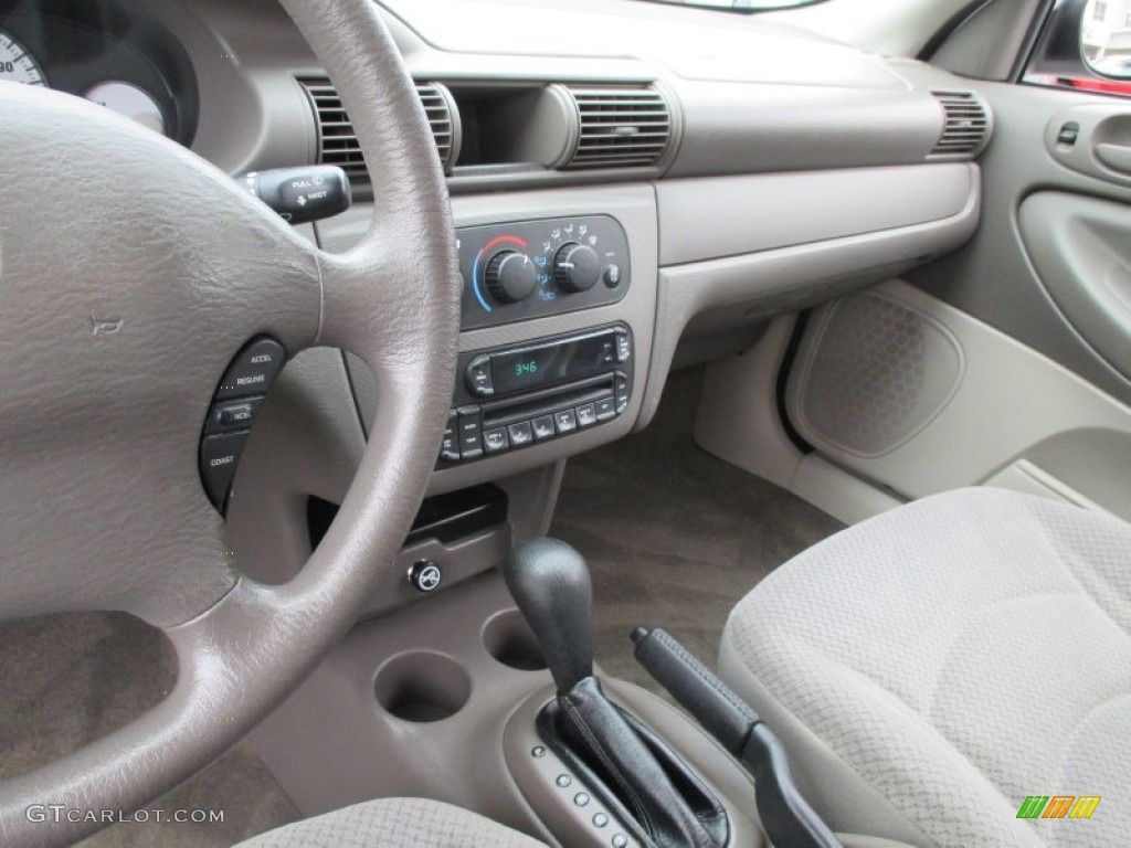 2005 Stratus SXT Sedan - Bright Silver Metallic / Dark Slate Gray photo #14