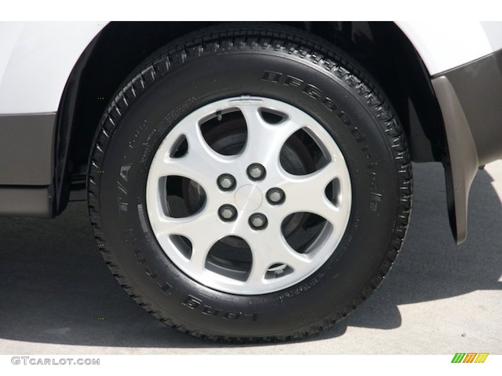 2004 VUE V6 - Polar White / Gray photo #31