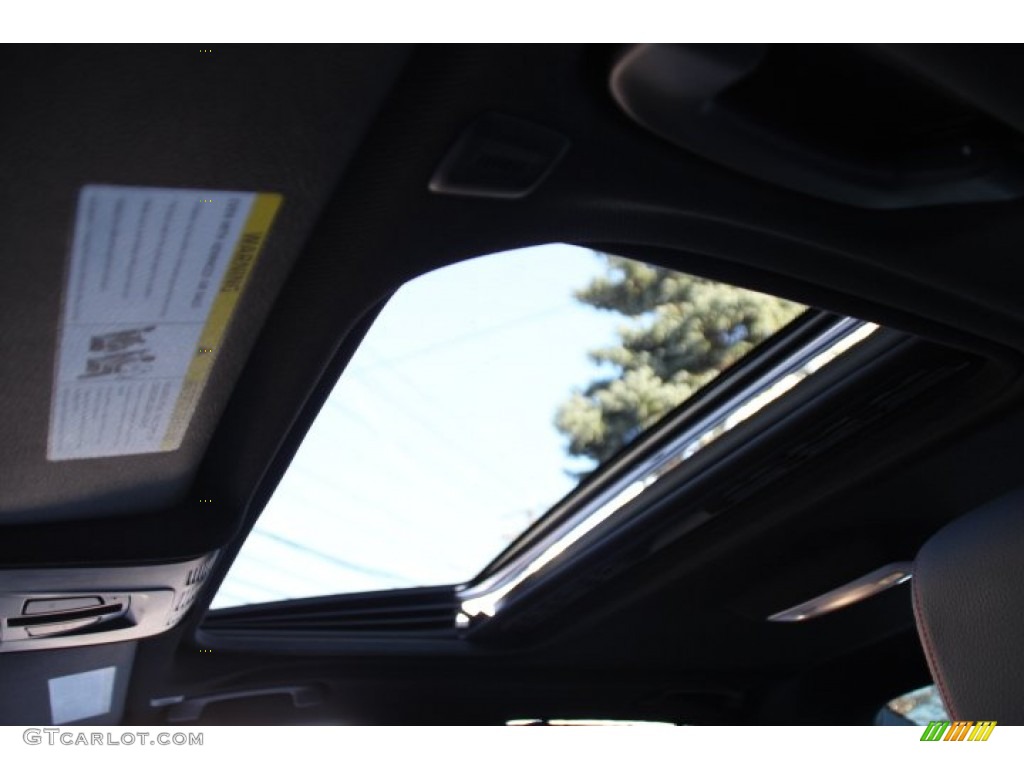 2013 3 Series 328i xDrive Sedan - Mineral White Metallic / Black photo #19