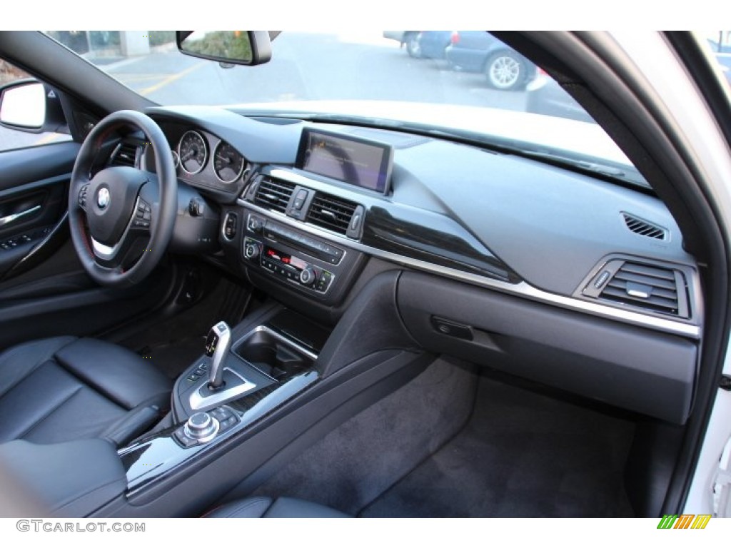2013 3 Series 328i xDrive Sedan - Mineral White Metallic / Black photo #25