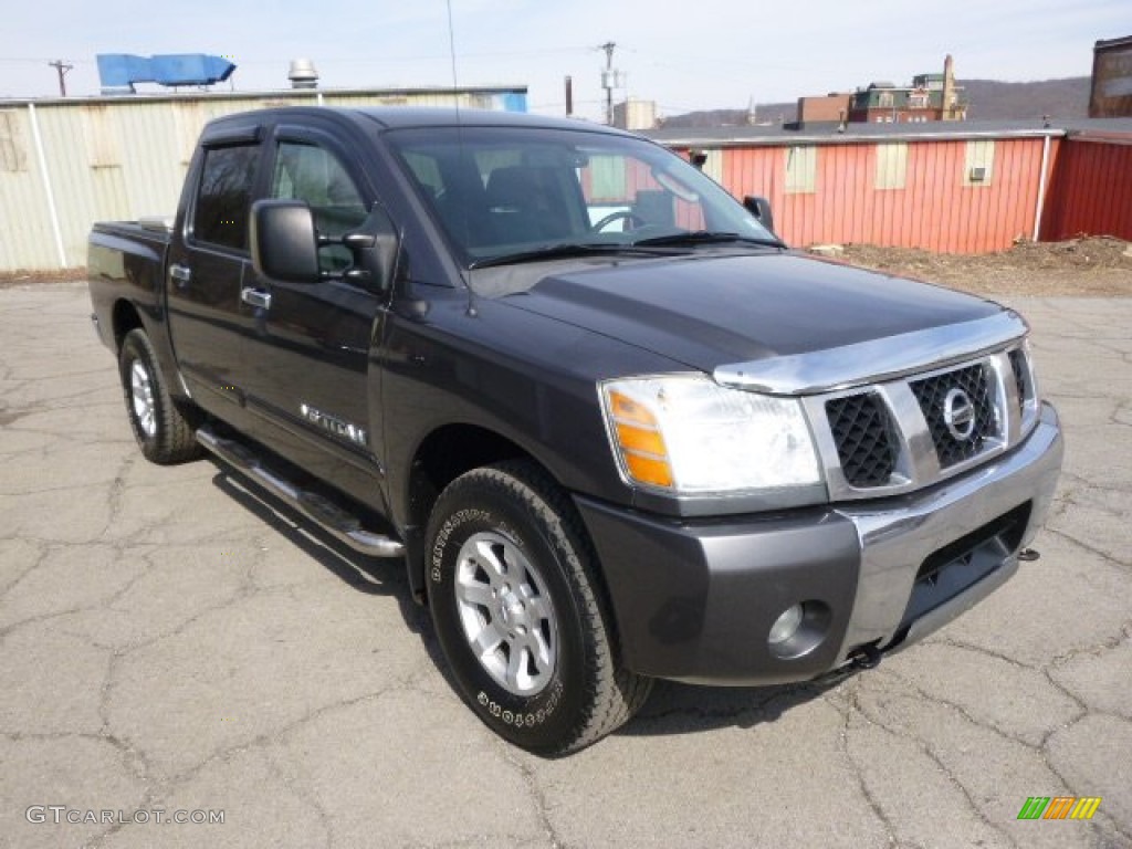 2006 Titan XE Crew Cab 4x4 - Smoke Gray / Graphite/Titanium photo #2