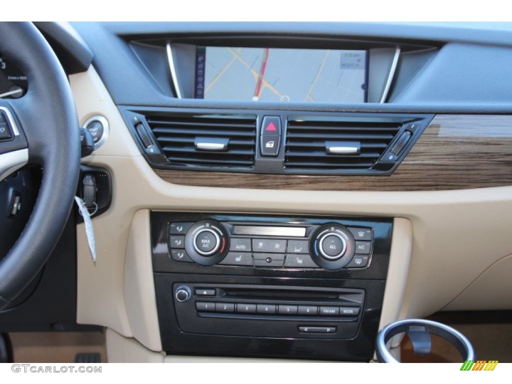 2014 BMW X1 xDrive28i Controls Photo #91474207