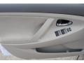 Super White - Camry LE Photo No. 10