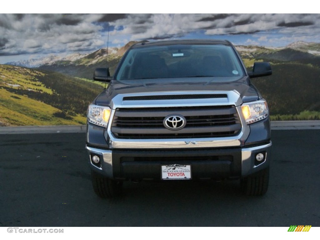 2014 Tundra SR5 Crewmax 4x4 - Magnetic Gray Metallic / Black photo #2