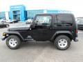 Black - Wrangler X 4x4 Photo No. 2