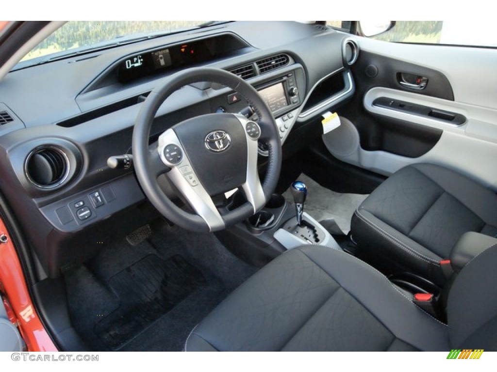 Black Interior 2014 Toyota Prius c Hybrid Four Photo #91478719