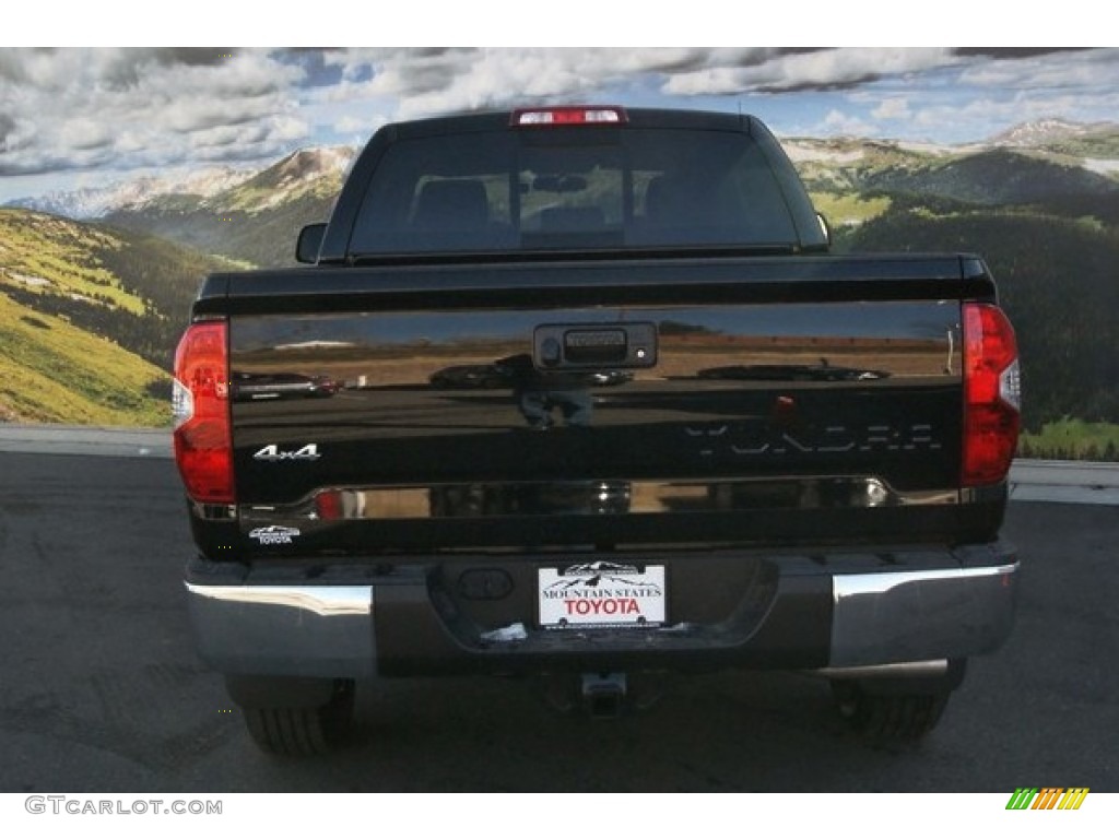 2014 Tundra SR5 Crewmax 4x4 - Black / Graphite photo #4