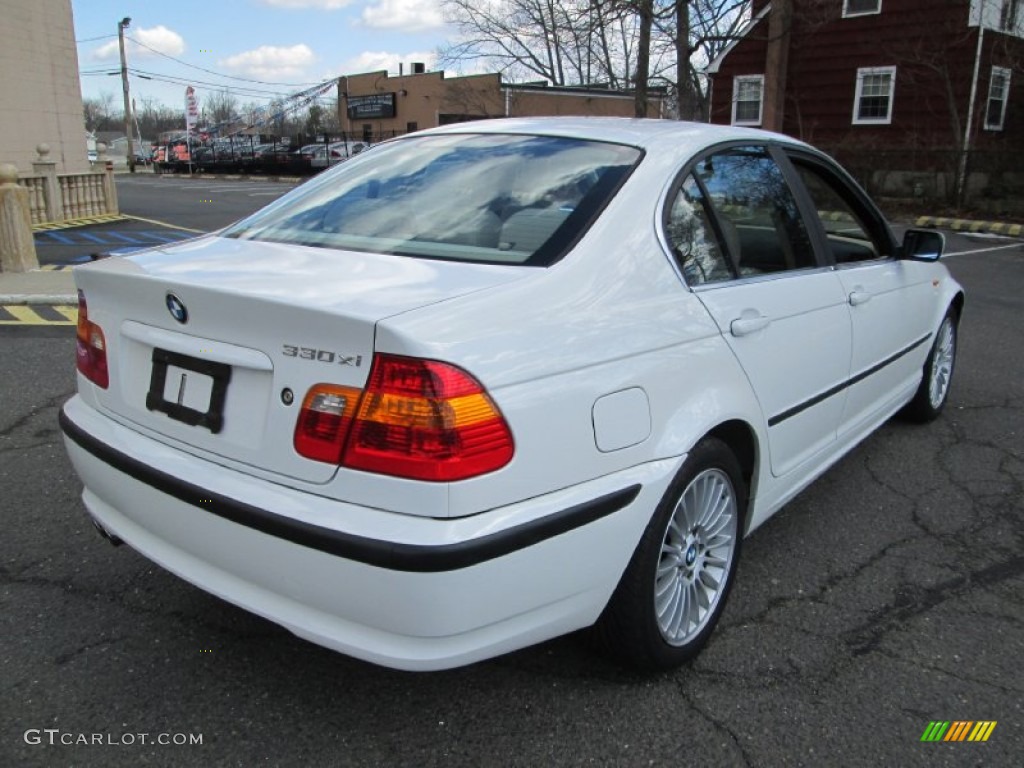 2003 3 Series 330xi Sedan - Alpine White / Sand photo #6