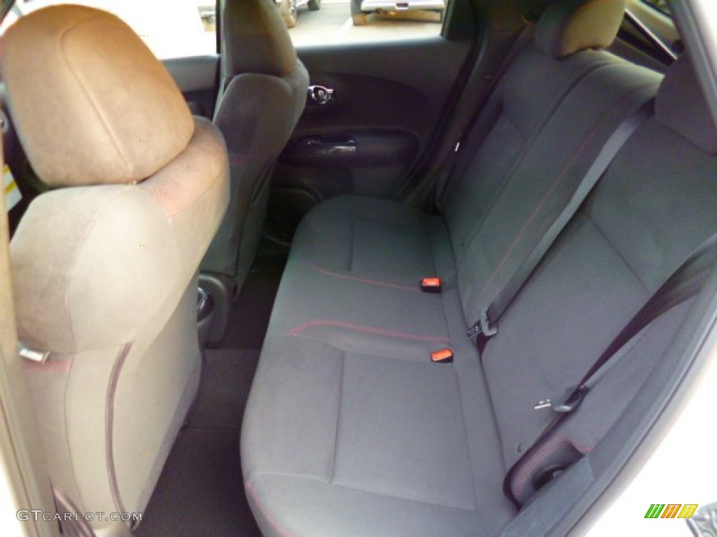 2014 Nissan Juke NISMO AWD Rear Seat Photo #91502434