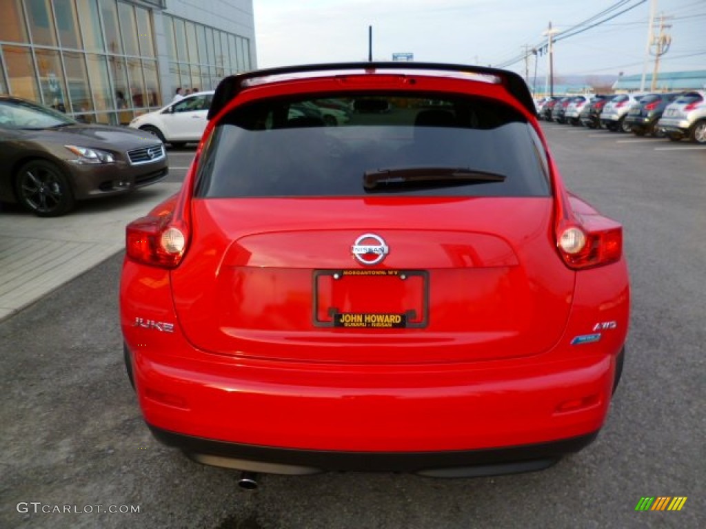 2014 Juke S AWD - Red Alert / Black photo #6