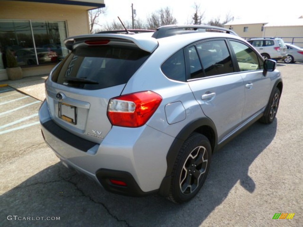 2014 XV Crosstrek 2.0i Limited - Ice Silver Metallic / Black photo #6