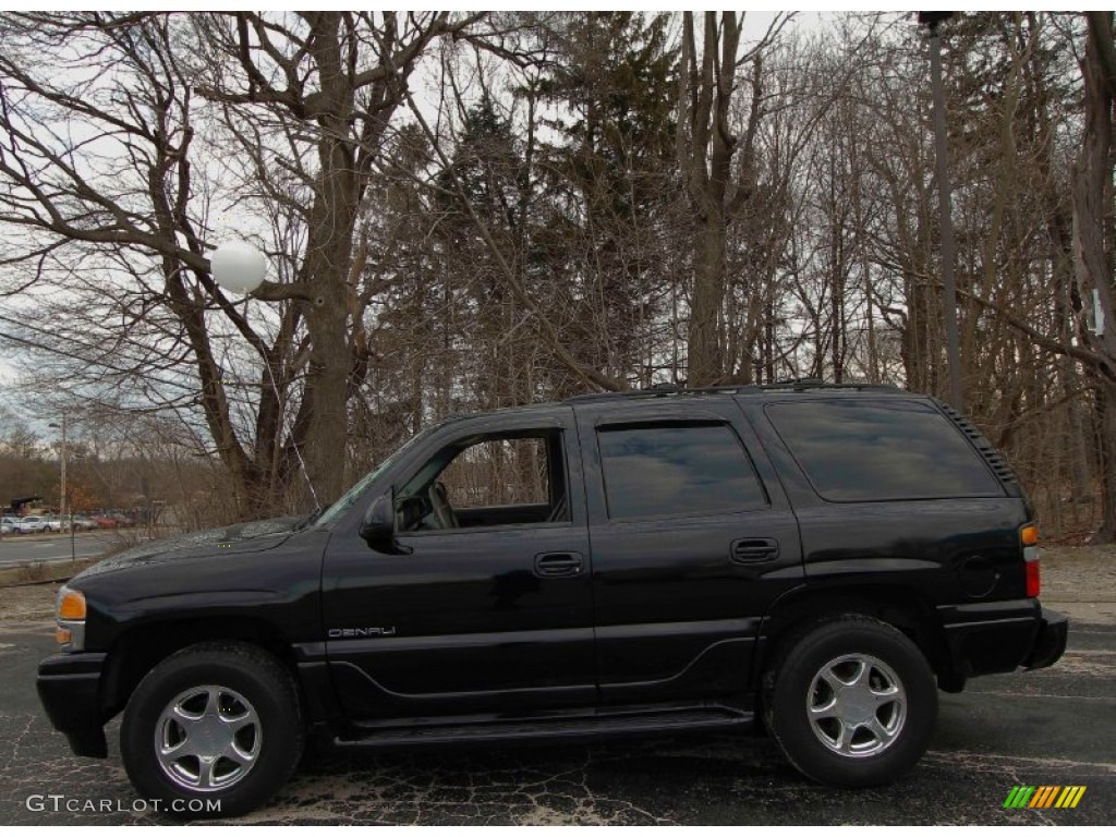 2005 Yukon Denali AWD - Onyx Black / Stone Gray photo #3