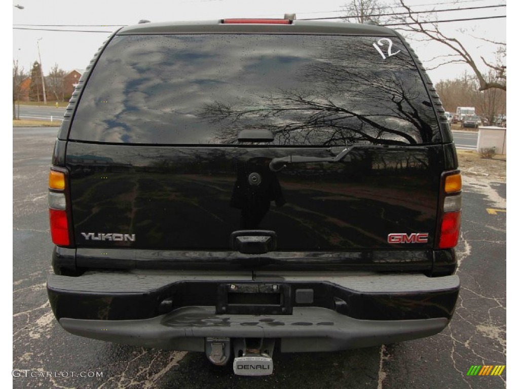 2005 Yukon Denali AWD - Onyx Black / Stone Gray photo #5