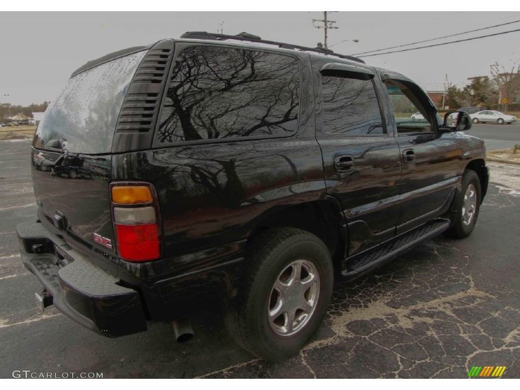 2005 Yukon Denali AWD - Onyx Black / Stone Gray photo #8