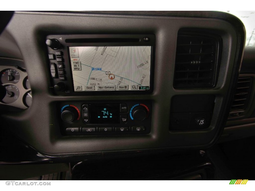 2005 Yukon Denali AWD - Onyx Black / Stone Gray photo #18