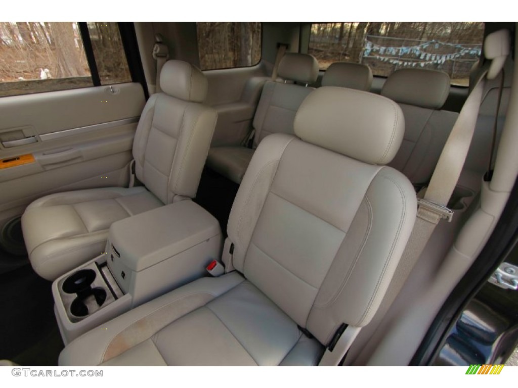 2008 Aspen Limited 4WD - Brilliant Black Crystal Pearl / Light Graystone photo #25