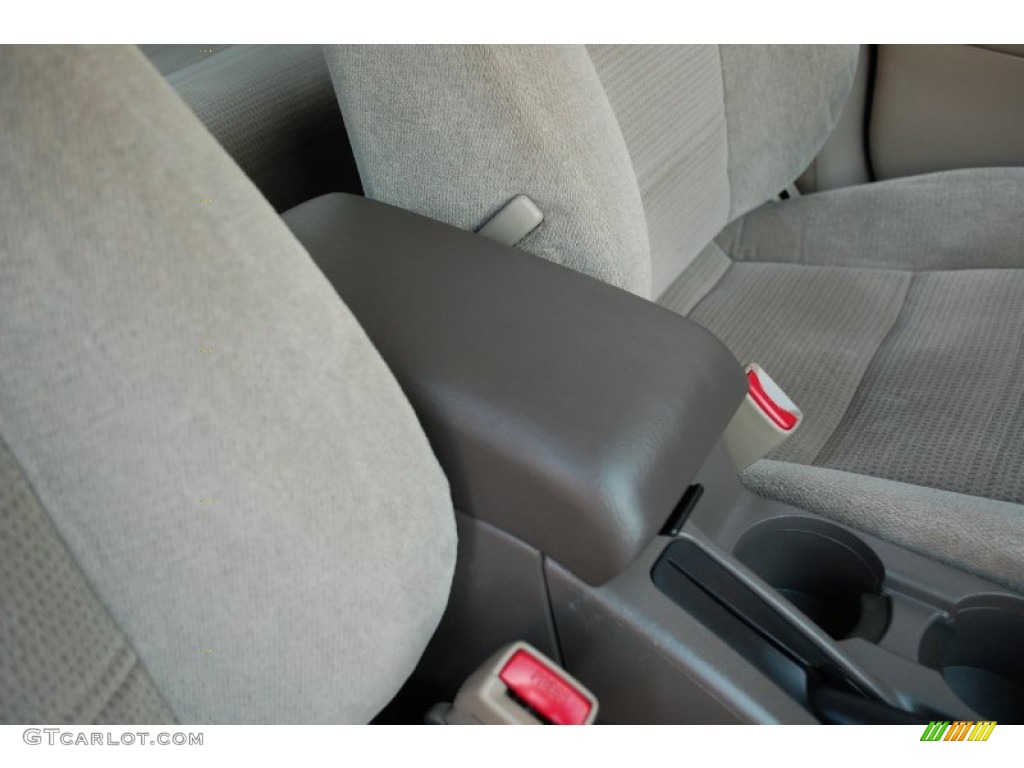 2004 Outback Wagon - Seamist Green Pearl / Beige photo #57