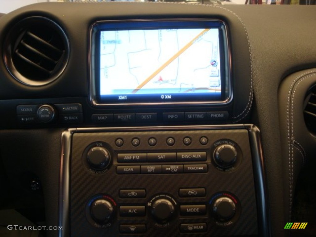 2014 Nissan GT-R Black Edition Navigation Photos