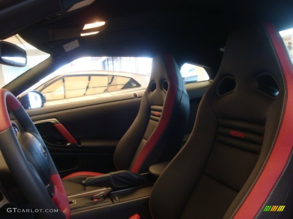 2014 Nissan GT-R Black Edition Front Seat Photo #91518902