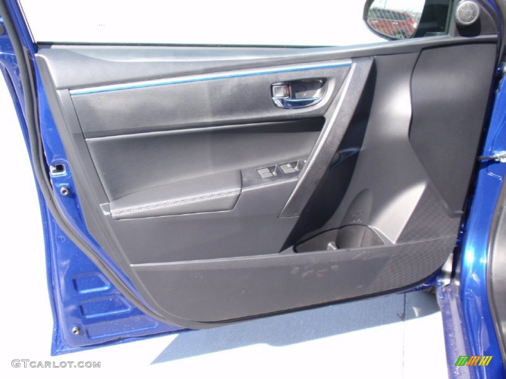 2014 Corolla S - Blue Crush Metallic / Black photo #23